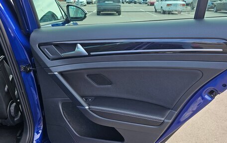 Volkswagen Golf VII, 2018 год, 2 150 000 рублей, 11 фотография