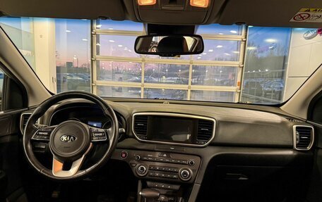 KIA Sportage IV рестайлинг, 2021 год, 2 675 000 рублей, 10 фотография