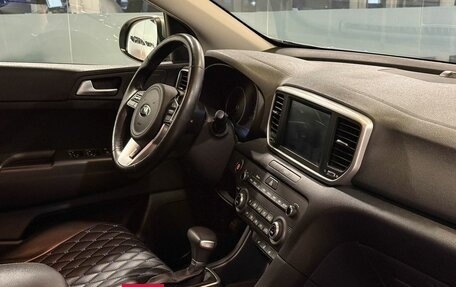 KIA Sportage IV рестайлинг, 2021 год, 2 675 000 рублей, 8 фотография