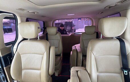 Hyundai Grand Starex Grand Starex I рестайлинг 2, 2014 год, 2 350 000 рублей, 11 фотография