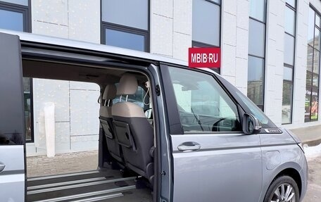 Volkswagen Multivan, 2021 год, 6 999 999 рублей, 27 фотография