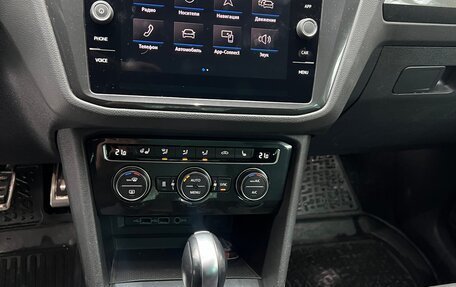 Volkswagen Tiguan II, 2020 год, 3 495 000 рублей, 13 фотография