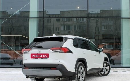 Toyota RAV4, 2020 год, 3 885 000 рублей, 5 фотография