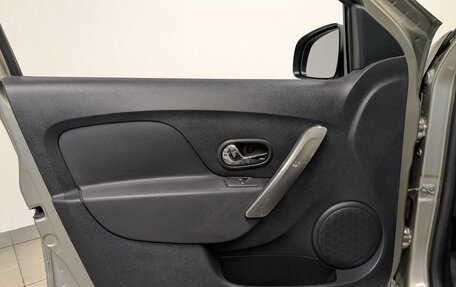 Renault Sandero II рестайлинг, 2016 год, 1 080 000 рублей, 19 фотография