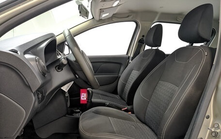 Renault Sandero II рестайлинг, 2016 год, 1 080 000 рублей, 20 фотография