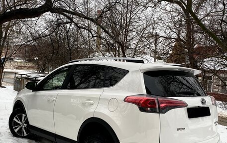 Toyota RAV4, 2016 год, 2 290 000 рублей, 8 фотография