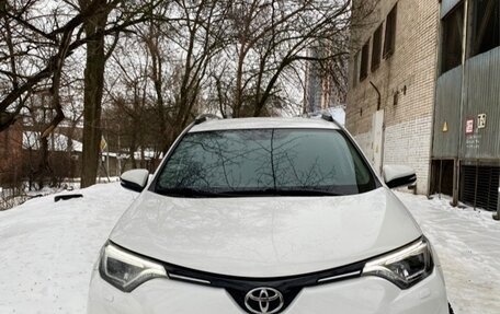 Toyota RAV4, 2016 год, 2 290 000 рублей, 3 фотография
