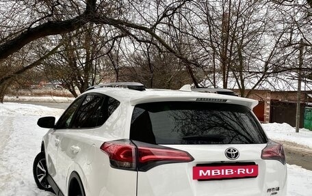 Toyota RAV4, 2016 год, 2 290 000 рублей, 7 фотография