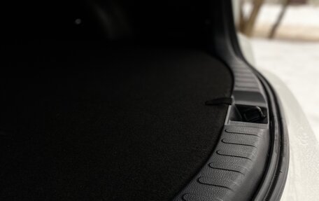 Toyota RAV4, 2016 год, 2 290 000 рублей, 27 фотография