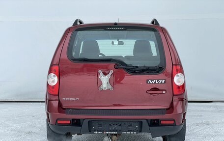 Chevrolet Niva I рестайлинг, 2015 год, 598 000 рублей, 6 фотография