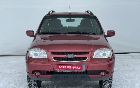 Chevrolet Niva I рестайлинг, 2015 год, 598 000 рублей, 2 фотография
