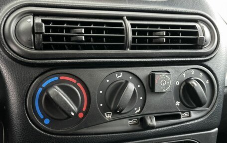 Chevrolet Niva I рестайлинг, 2015 год, 598 000 рублей, 17 фотография