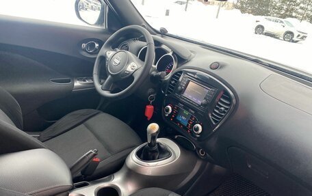 Nissan Juke II, 2012 год, 890 000 рублей, 15 фотография