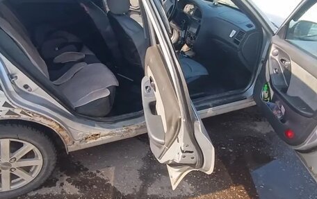 Hyundai Elantra III, 2001 год, 180 000 рублей, 6 фотография