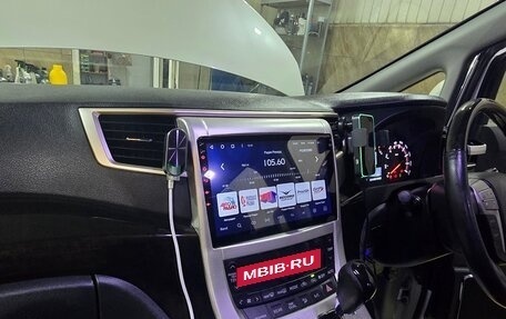 Toyota Vellfire I, 2013 год, 3 000 000 рублей, 9 фотография