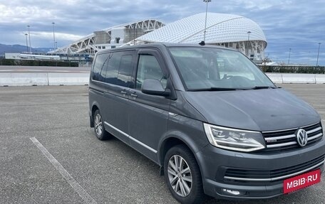 Volkswagen Multivan T6 рестайлинг, 2019 год, 3 900 000 рублей, 4 фотография