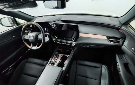 Lexus RX IV рестайлинг, 2025 год, 13 350 000 рублей, 11 фотография