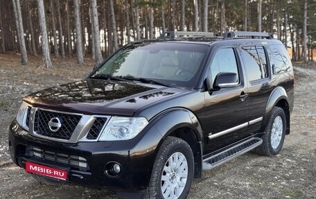 Nissan Pathfinder, 2010 год, 1 600 000 рублей, 1 фотография
