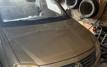 Renault Logan I, 2011 год, 375 000 рублей, 1 фотография