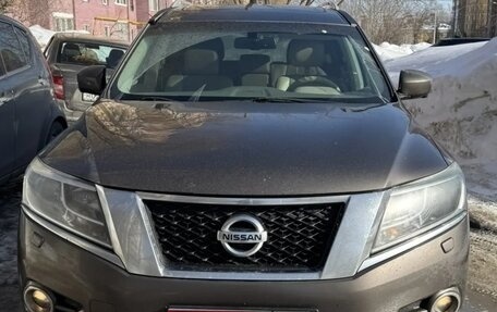 Nissan Pathfinder, 2014 год, 1 900 000 рублей, 1 фотография