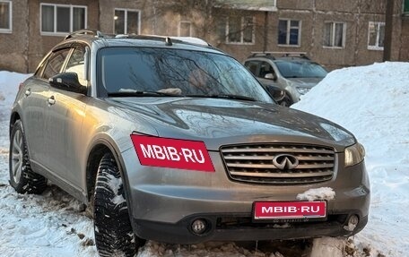 Infiniti FX I, 2004 год, 930 000 рублей, 1 фотография