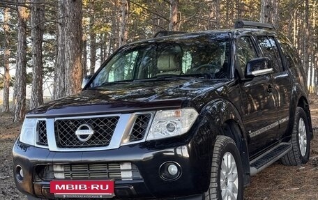 Nissan Pathfinder, 2010 год, 1 600 000 рублей, 13 фотография