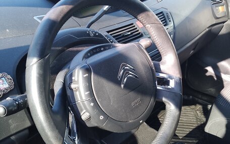 Citroen C4 Picasso II рестайлинг, 2012 год, 650 000 рублей, 9 фотография