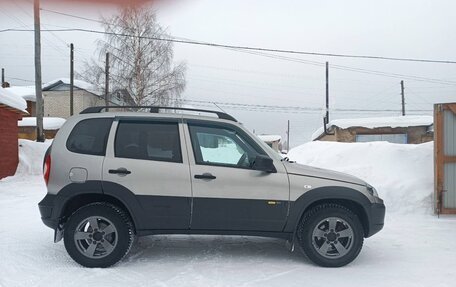 Chevrolet Niva I рестайлинг, 2020 год, 870 000 рублей, 3 фотография