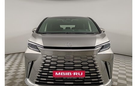 Lexus LM, 2024 год, 17 000 000 рублей, 2 фотография