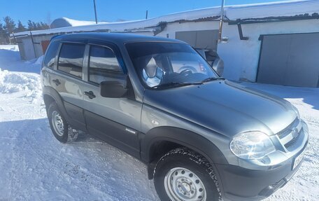 Chevrolet Niva I рестайлинг, 2011 год, 440 000 рублей, 2 фотография