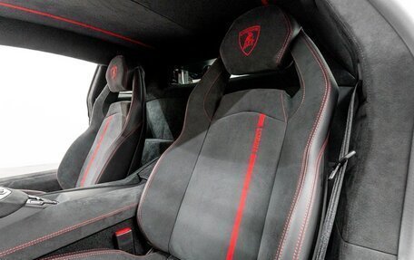 Lamborghini Aventador I рестайлинг, 2015 год, 29 990 000 рублей, 11 фотография