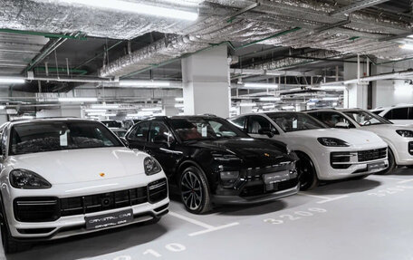 Porsche Macan, 2025 год, 12 900 000 рублей, 2 фотография