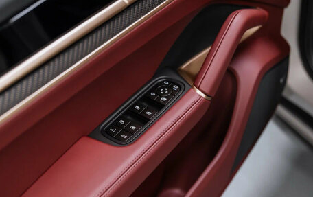 Porsche Cayenne III, 2025 год, 24 200 000 рублей, 23 фотография