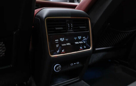 Porsche Cayenne III, 2025 год, 24 200 000 рублей, 22 фотография