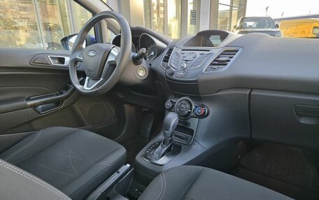 Ford Fiesta, 2016 год, 729 000 рублей, 9 фотография