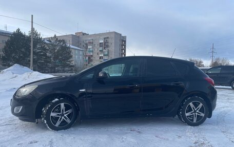 Opel Astra J, 2010 год, 660 000 рублей, 9 фотография