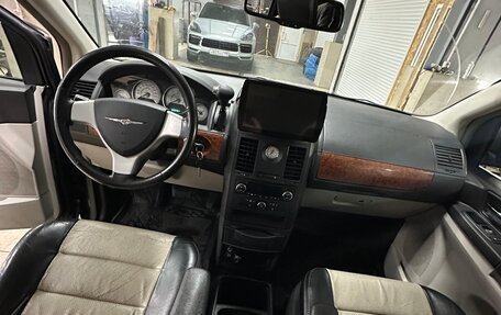 Chrysler Voyager IV, 2008 год, 850 000 рублей, 9 фотография