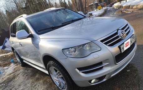 Volkswagen Touareg III, 2010 год, 1 500 000 рублей, 2 фотография