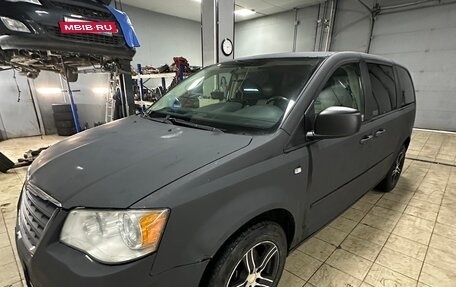 Chrysler Voyager IV, 2008 год, 850 000 рублей, 2 фотография