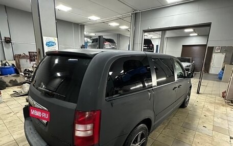 Chrysler Voyager IV, 2008 год, 850 000 рублей, 5 фотография