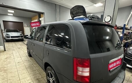 Chrysler Voyager IV, 2008 год, 850 000 рублей, 4 фотография