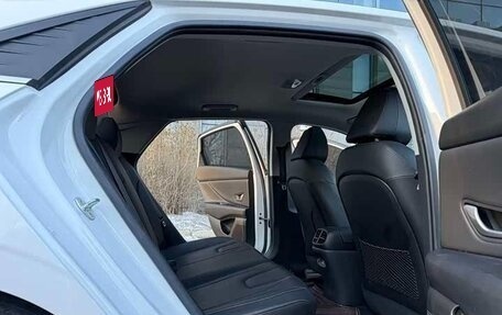 Hyundai Elantra, 2023 год, 1 730 000 рублей, 16 фотография