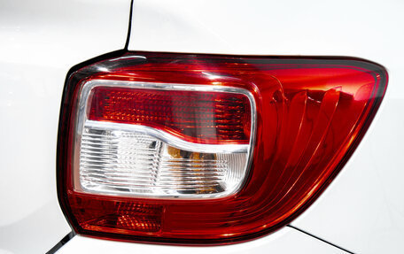 Renault Logan II, 2019 год, 1 099 000 рублей, 9 фотография