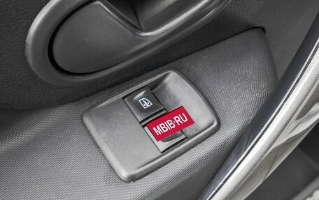 Renault Logan II, 2019 год, 1 099 000 рублей, 13 фотография