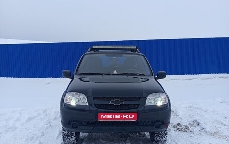 Chevrolet Niva I рестайлинг, 2015 год, 650 000 рублей, 1 фотография