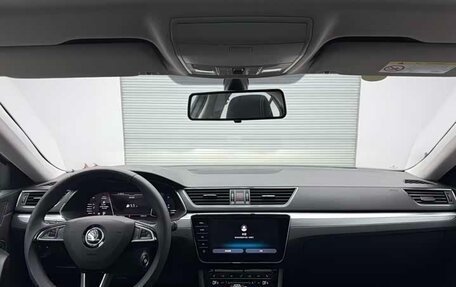 Skoda Superb III рестайлинг, 2023 год, 2 230 000 рублей, 20 фотография