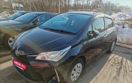 Toyota Vitz, 2018 год, 890 000 рублей, 2 фотография