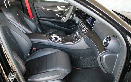 Mercedes-Benz E-Класс AMG, 2019 год, 5 825 000 рублей, 8 фотография