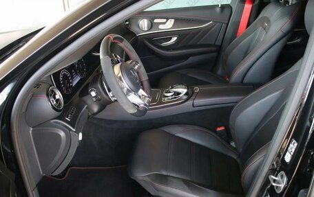 Mercedes-Benz E-Класс AMG, 2019 год, 5 825 000 рублей, 14 фотография