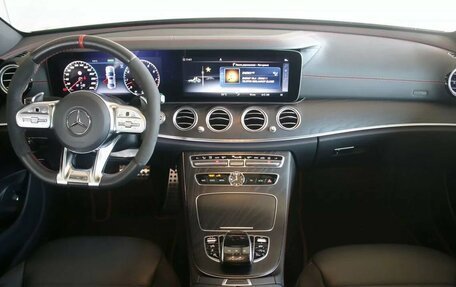 Mercedes-Benz E-Класс AMG, 2019 год, 5 825 000 рублей, 13 фотография